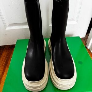 Bottega Veneta Black and Cream Heeled Boots